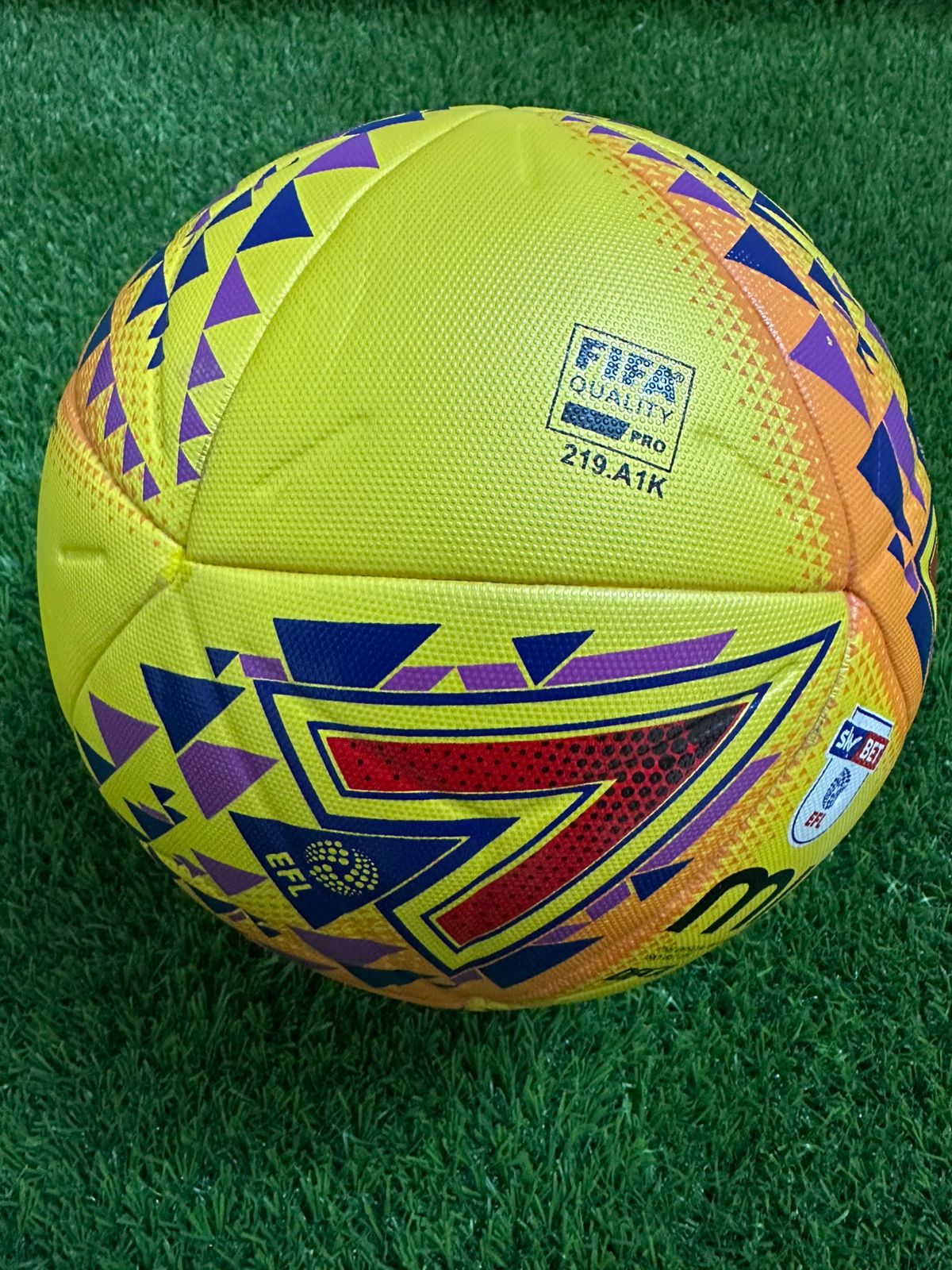 Delta Mitre EFL Official matchball UK import